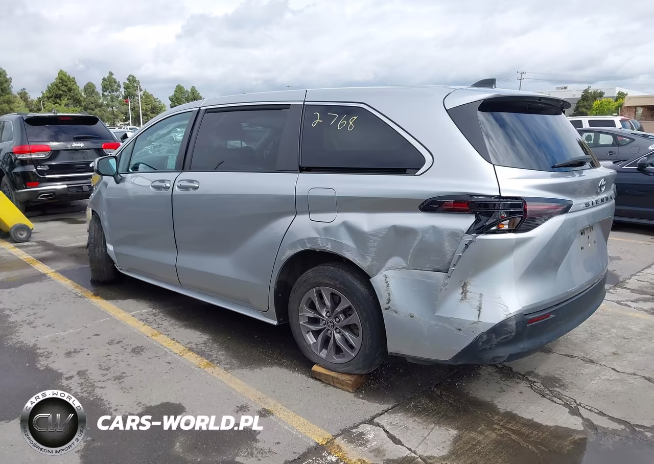 2023 Toyota Sienna Le VIN:5TDKRKEC8PS162768 - 3