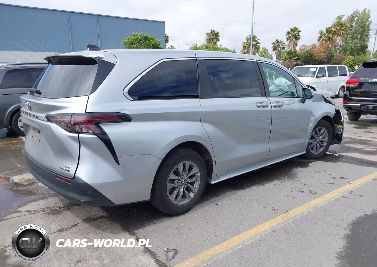 2023 Toyota Sienna Le VIN:5TDKRKEC8PS162768 - 4