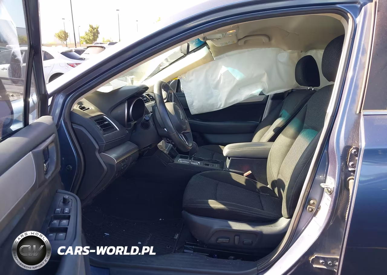 2018 Subaru Outback 2.5I Premium VIN:4S4BSACC0J3353851 - 5