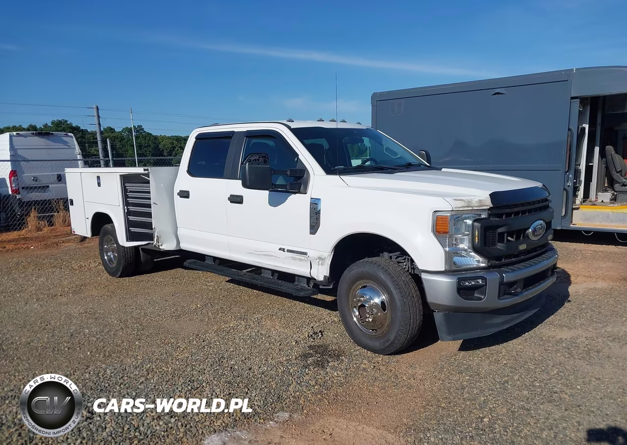 2021 Ford F-350 Chassis Xl