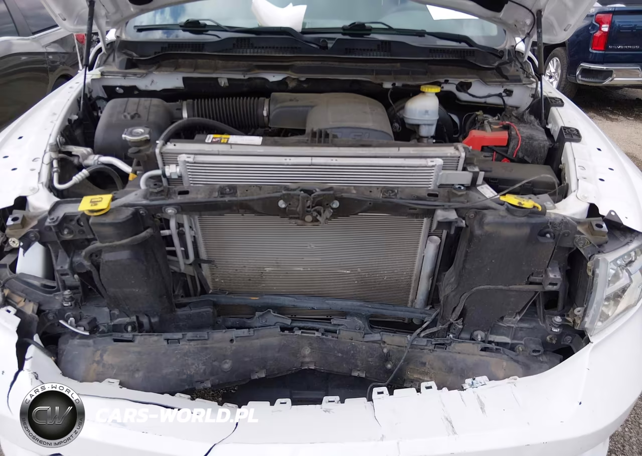 2019 Ram 1500 Classic Express 4X4 6'4 Box VIN:1C6RR7FG7KS747412 - 10