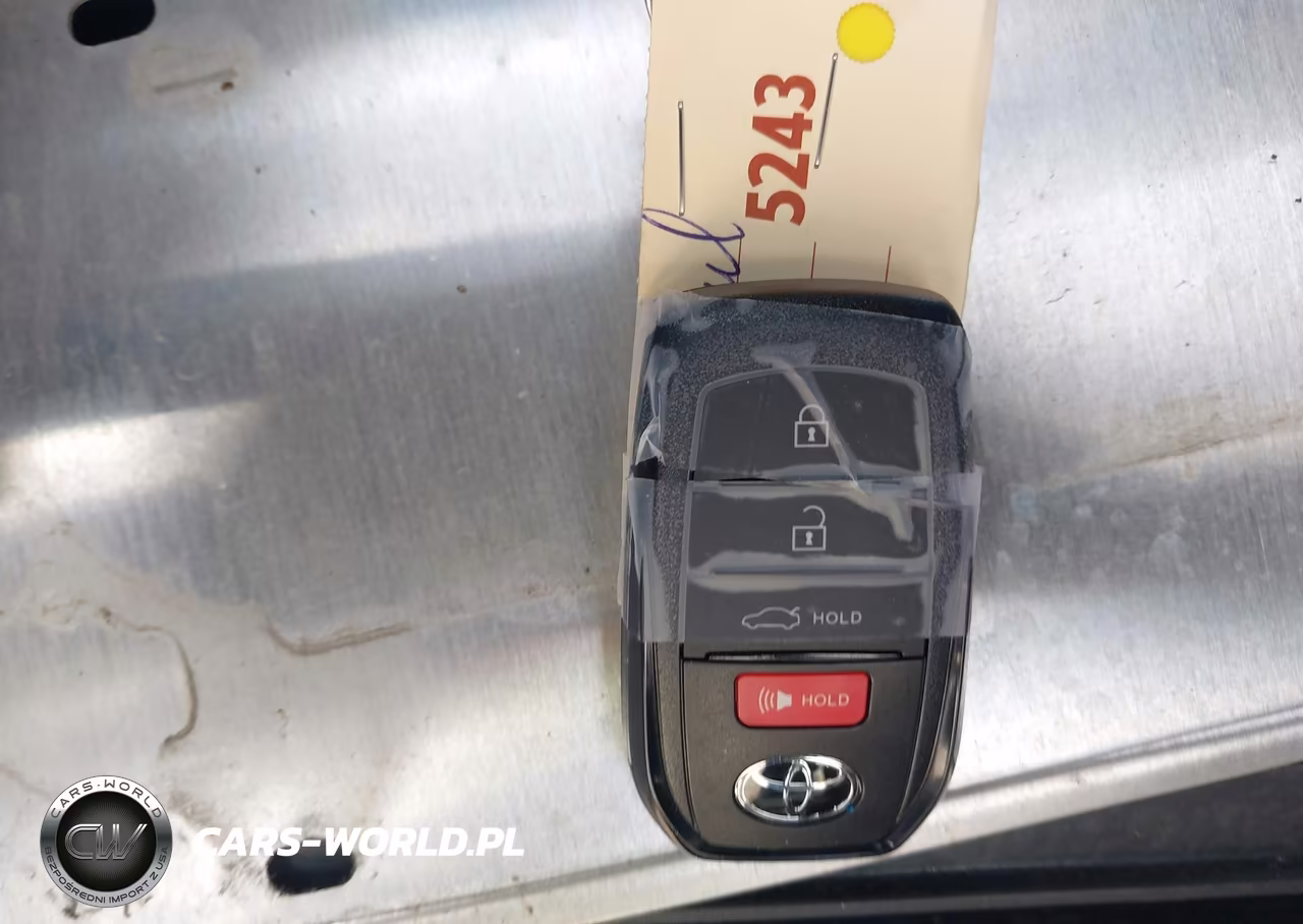 2023 Toyota Crown Limited VIN:JTDAAAAF4P3017676 - 11