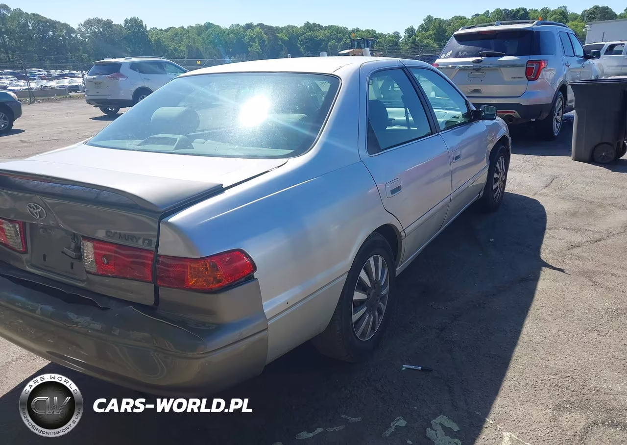 2000 Toyota Camry Le VIN:4T1BG22K2YU677419 - 4