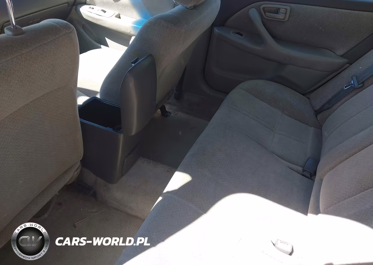 2000 Toyota Camry Le VIN:4T1BG22K2YU677419 - 8