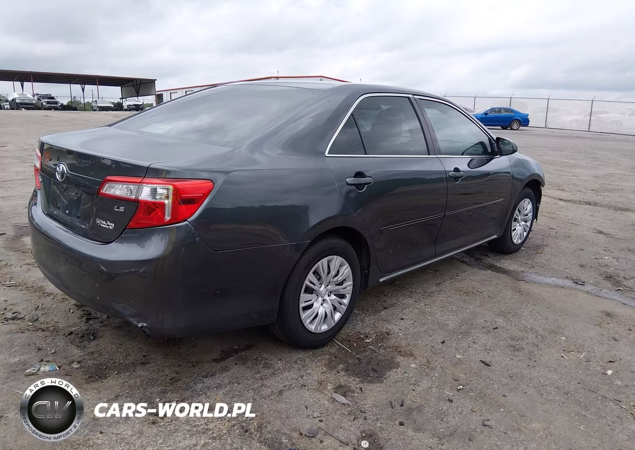2013 Toyota Camry Le VIN:4T4BF1FK0DR322188 - 4