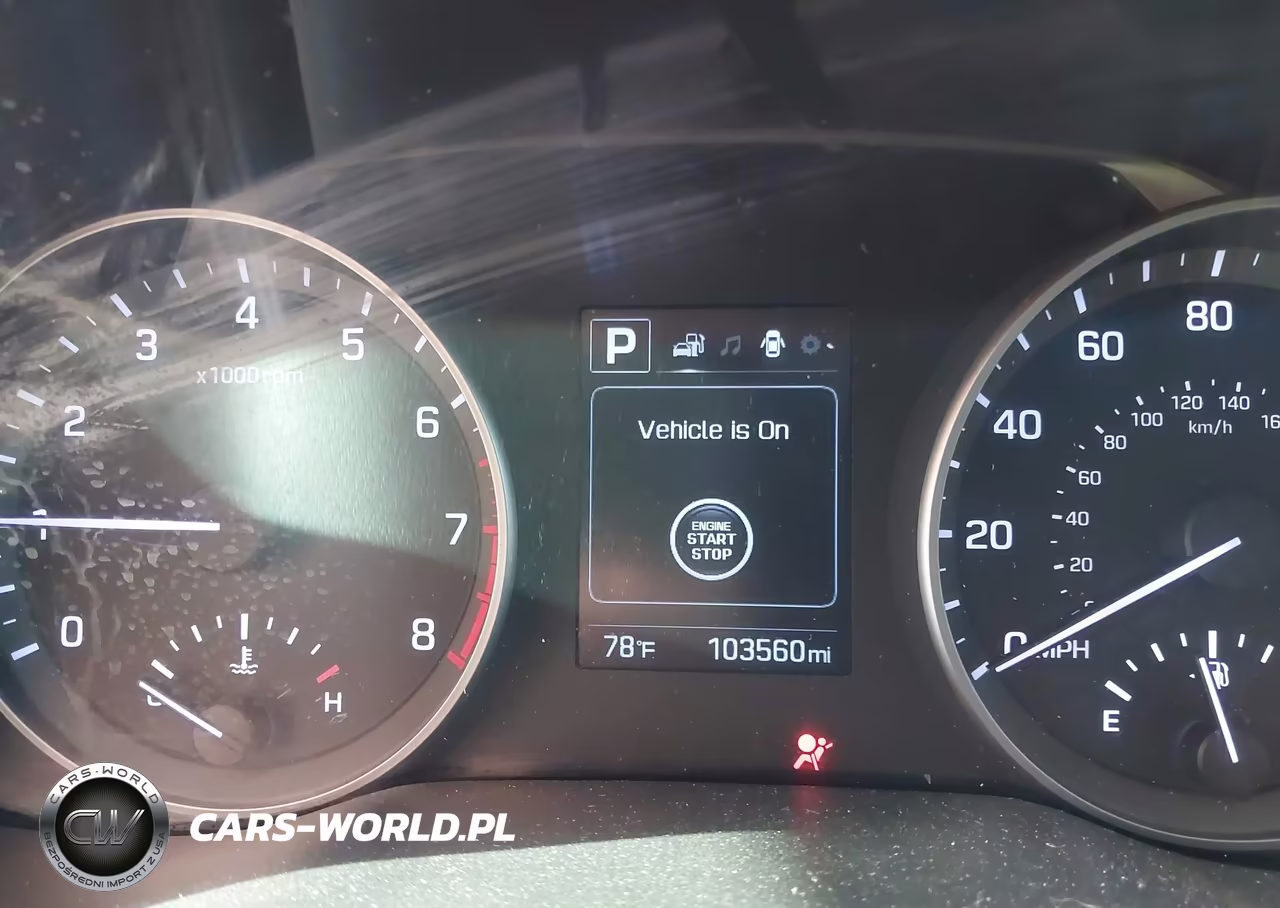 2018 Hyundai Elantra Value Edition VIN:5NPD84LF9JH348630 - 15