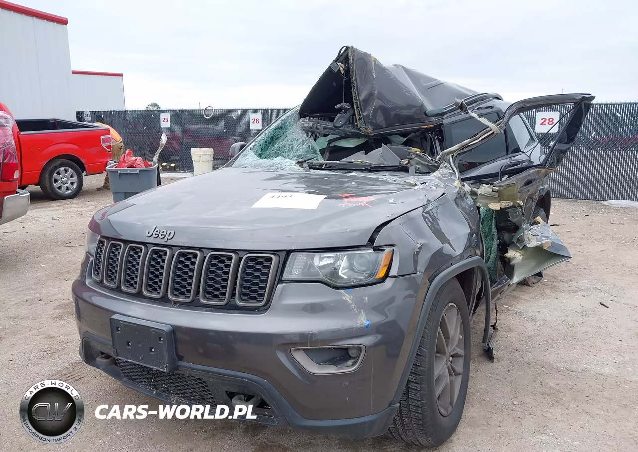 2017 Jeep Grand Cherokee 75Th Anniversary Edition 4X2 VIN:1C4RJEAG4HC647685 - 2