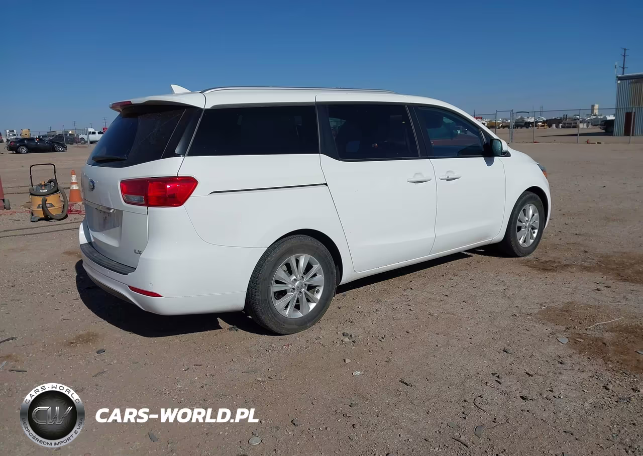 2017 Kia Sedona Lx VIN:KNDMB5C1XH6311389 - 4