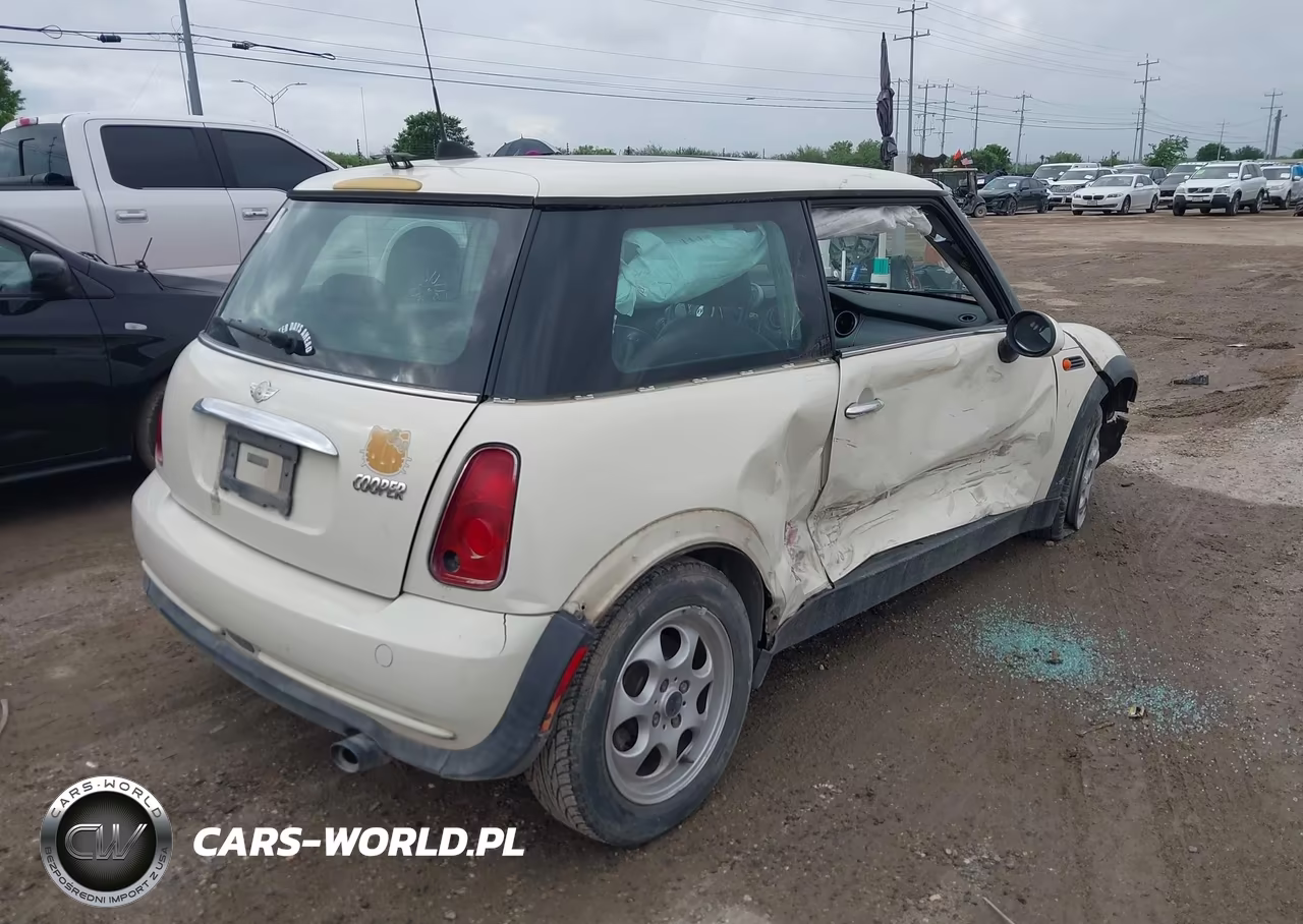 2005 Mini Cooper VIN:WMWRC33465TJ68338 - 4