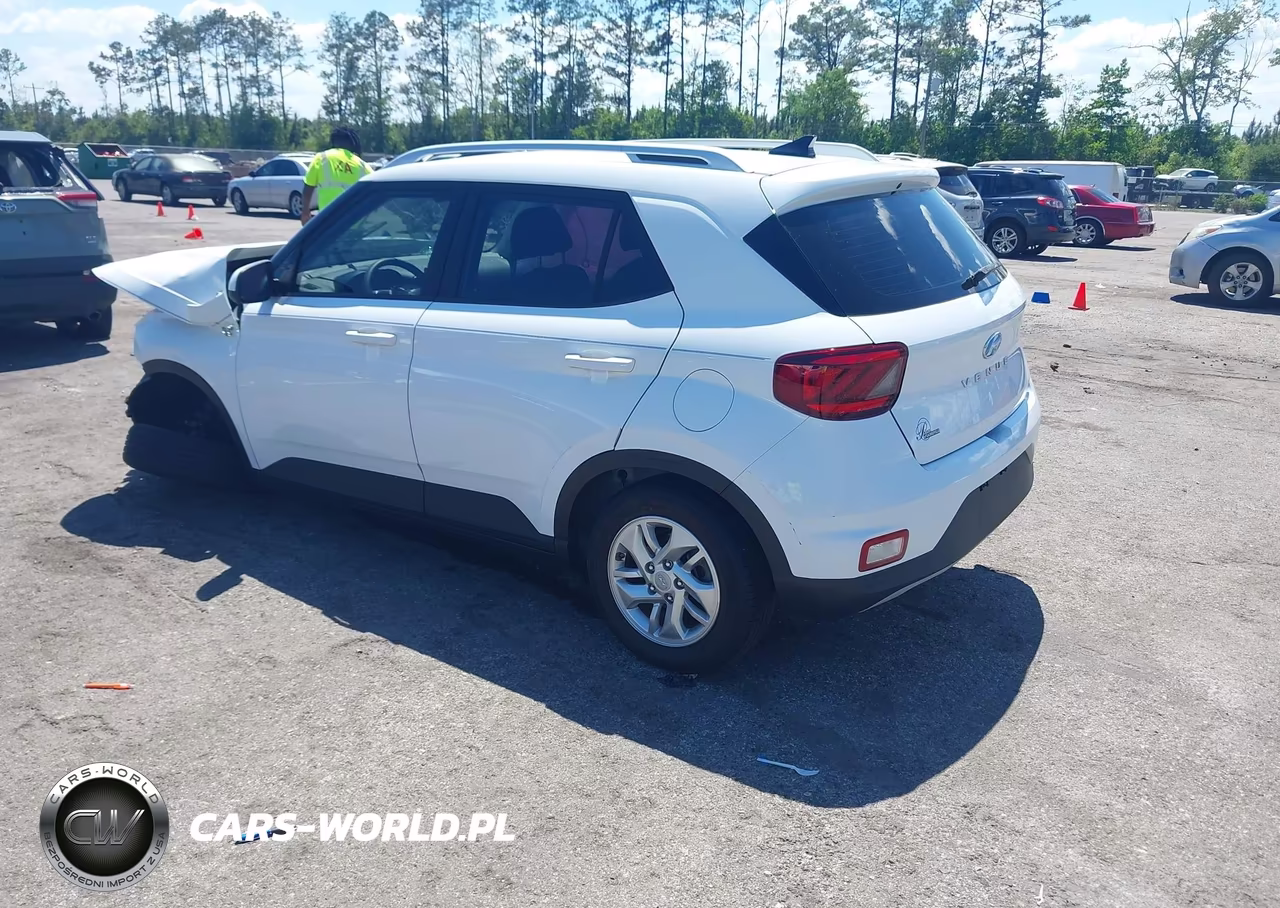 2020 Hyundai Venue Sel VIN:KMHRC8A38LU045363 - 3