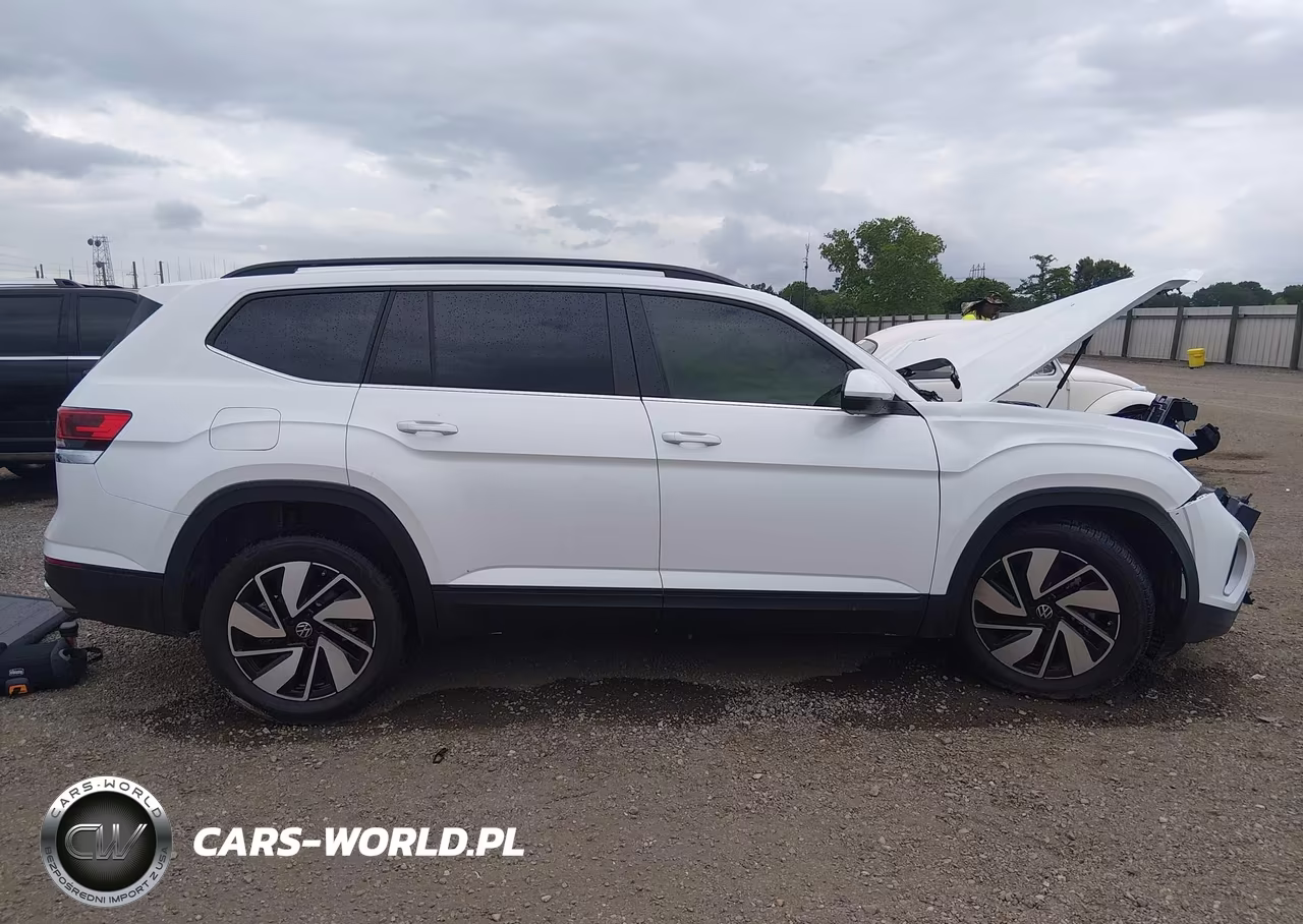 2026 Volkswagen Atlas Se With Technology VIN:1V2JN2CA1TC546037 - 14