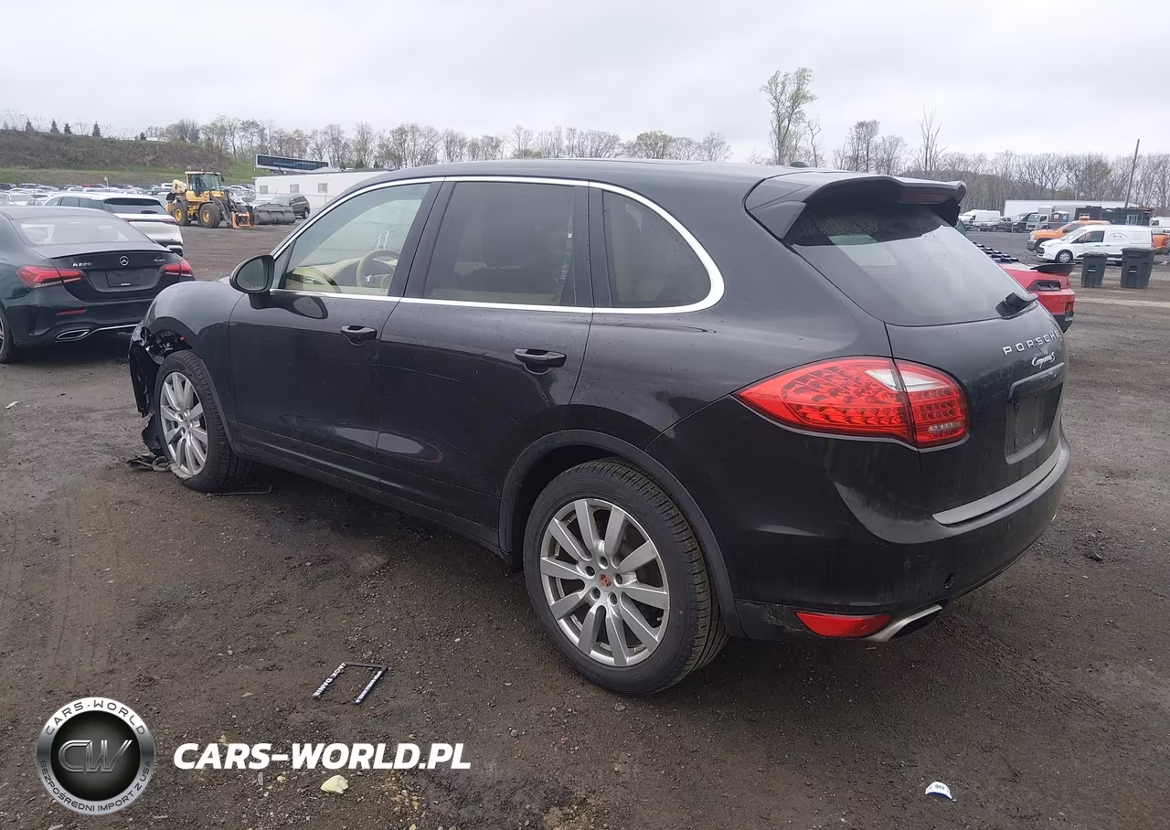2014 Porsche Cayenne S VIN:WP1AB2A24ELA57817 - 3