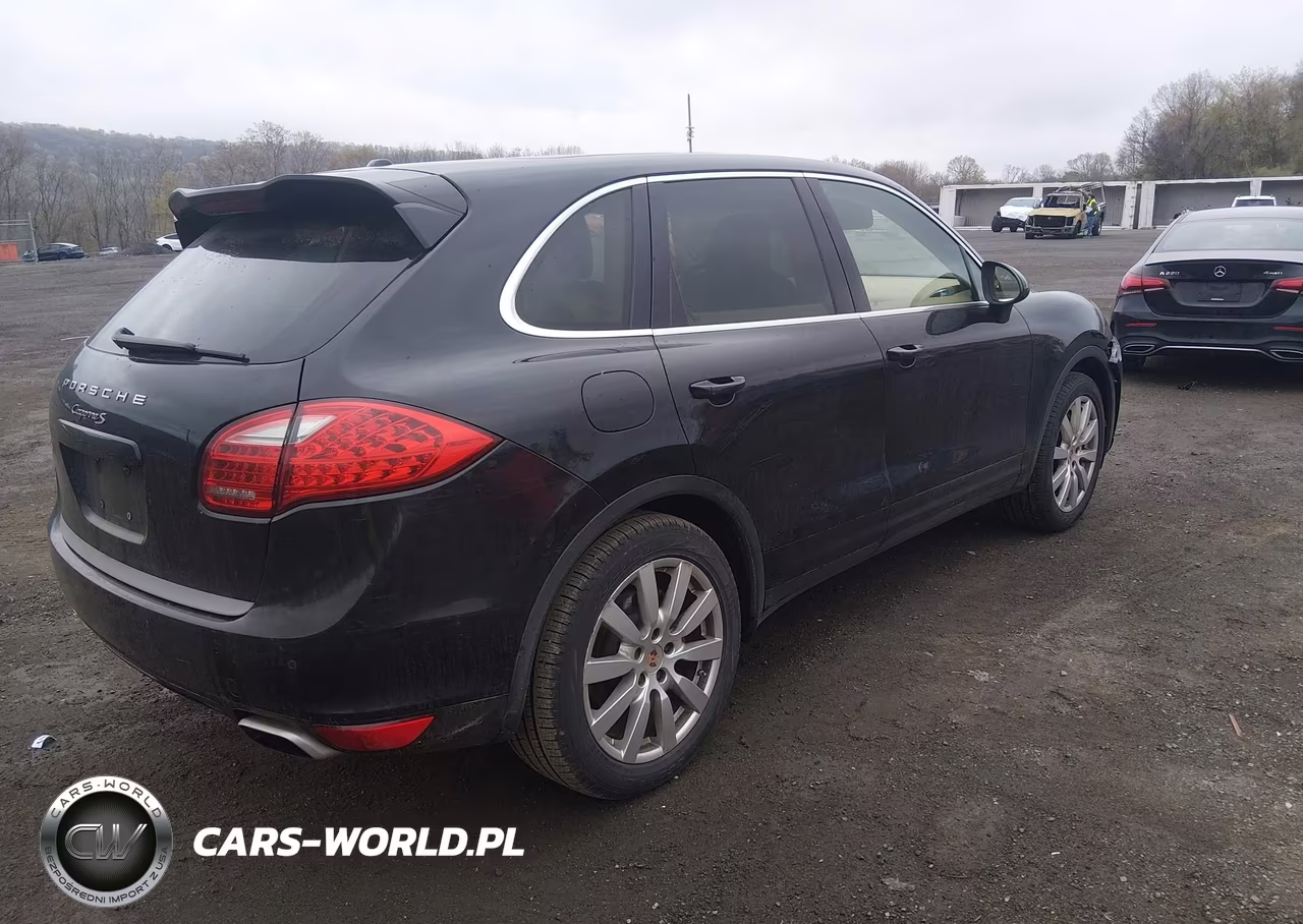 2014 Porsche Cayenne S VIN:WP1AB2A24ELA57817 - 4