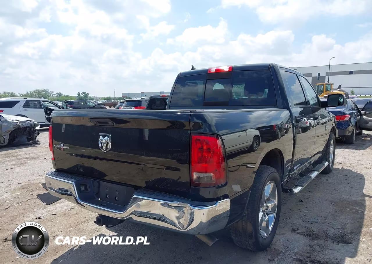 2016 Ram 1500 Lone Star VIN:1C6RR6LG1GS415102 - 4