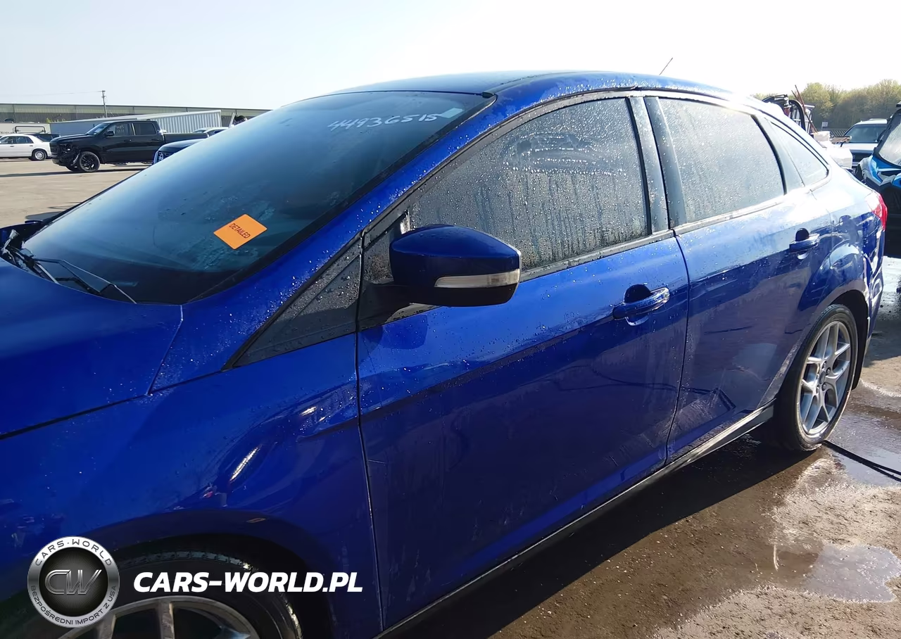 2015 Ford Focus Se VIN:1FADP3F25FL340006 - 15
