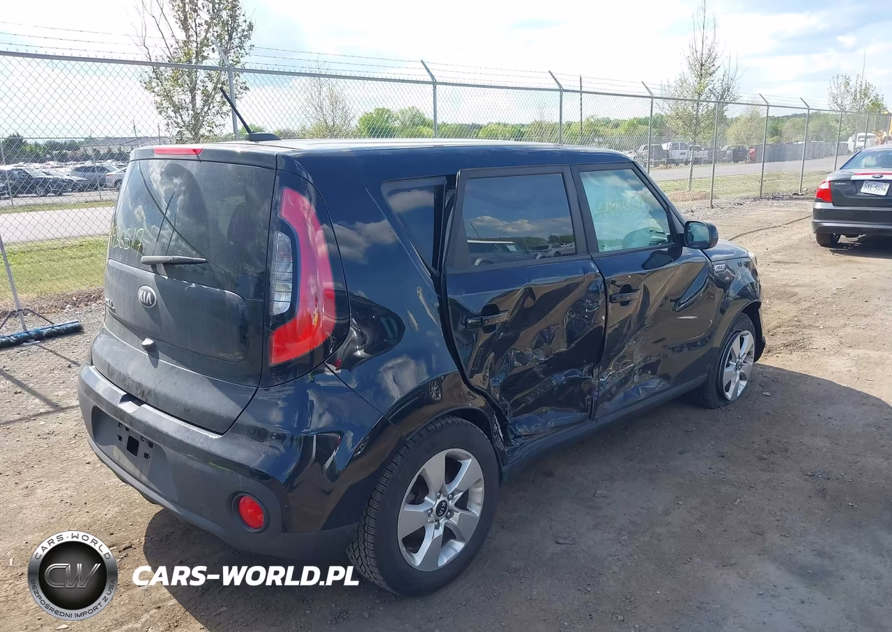 2018 Kia Soul VIN:KNDJN2A2XJ7512360 - 4