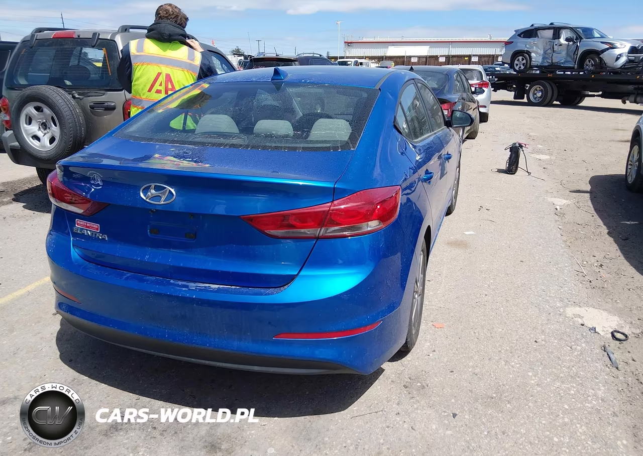 2017 Hyundai Elantra Se VIN:5NPD84LF9HH117222 - 4