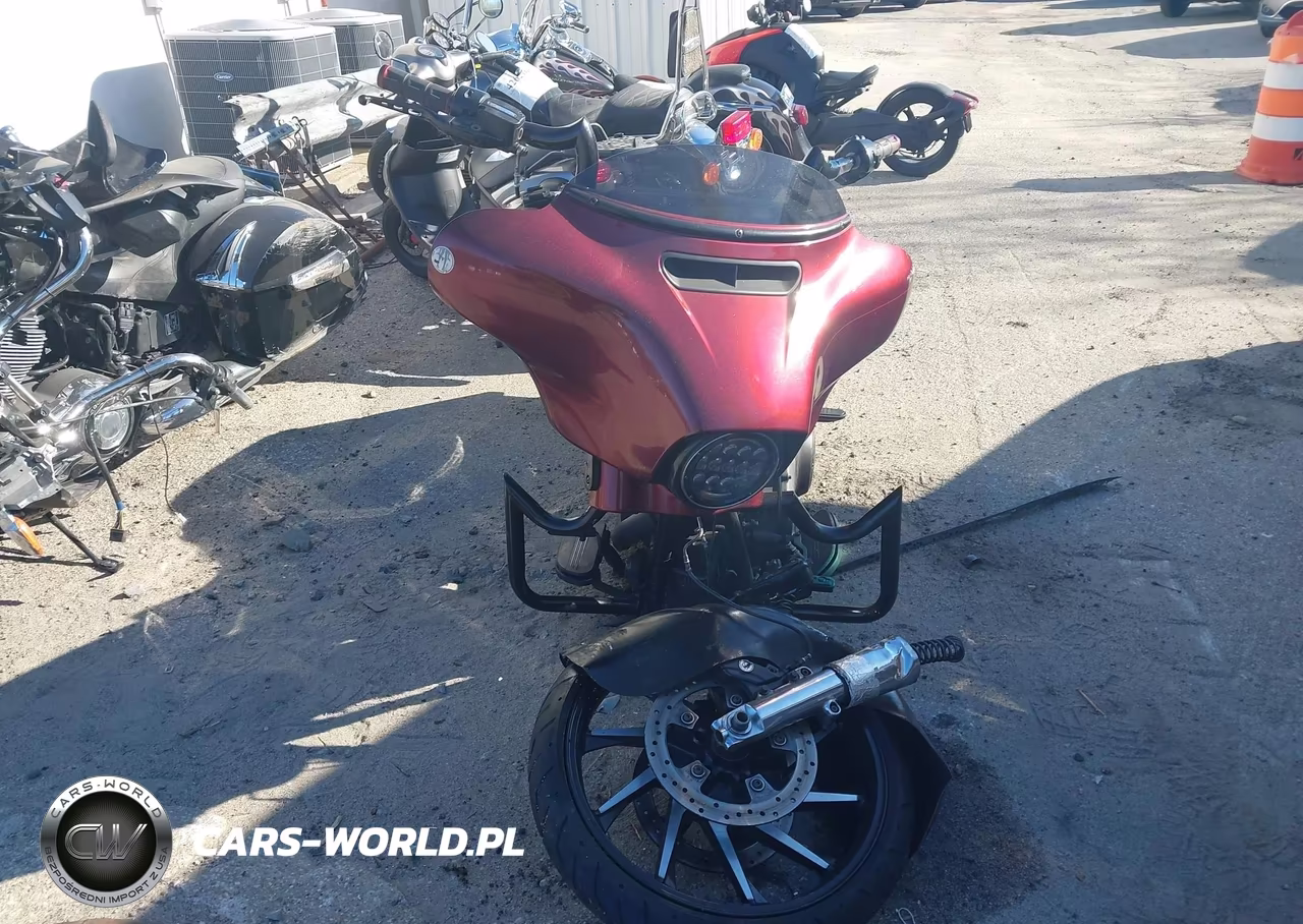 2014 Harley-Davidson Flhxs Street Glide Special VIN:1HD1KRM12EB709917 - 5