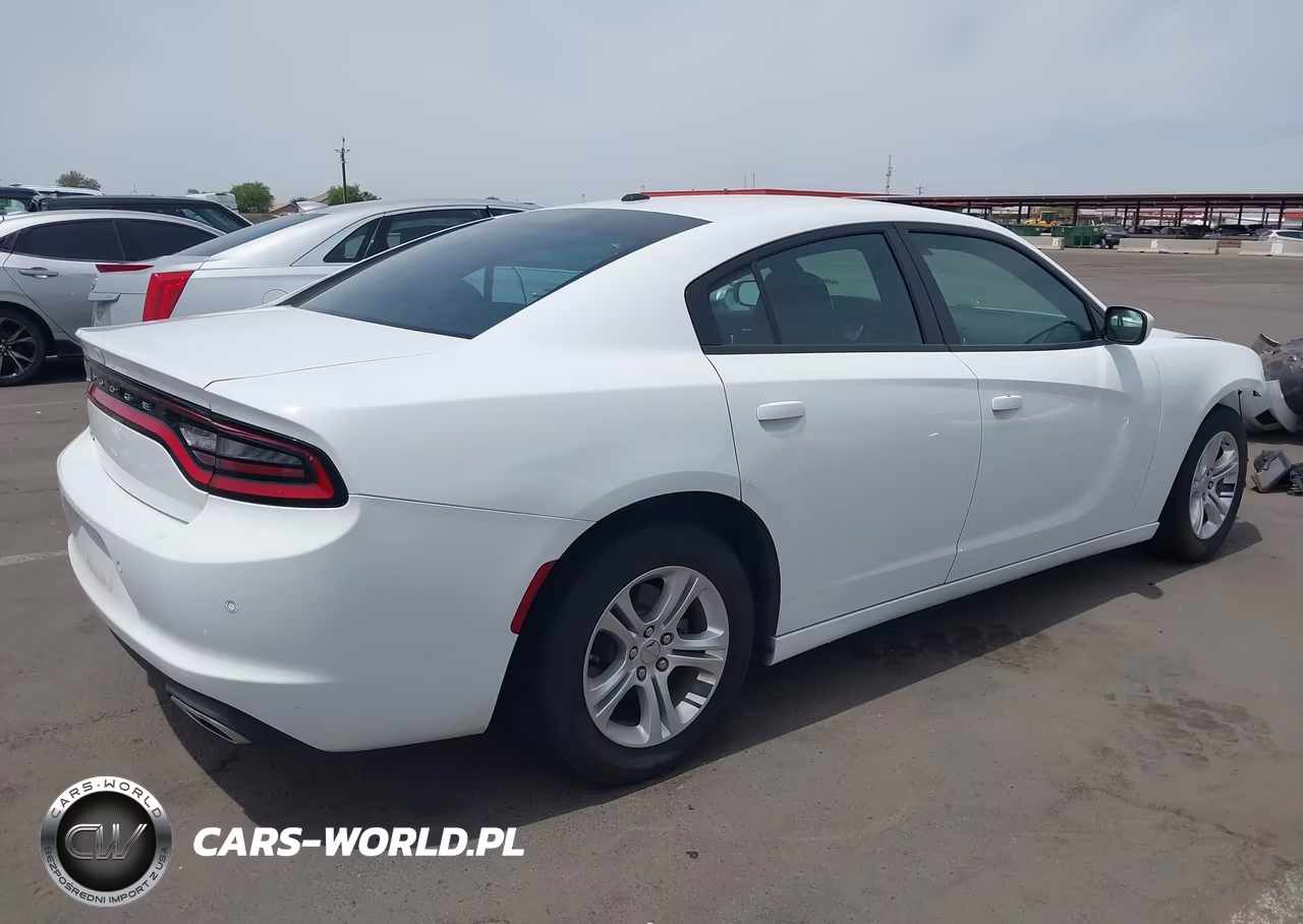 2022 Dodge Charger Sxt Rwd VIN:2C3CDXBG1NH140893 - 4