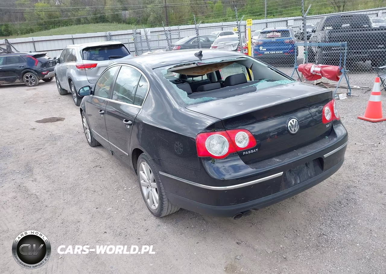 2010 Volkswagen Passat Komfort VIN:WVWJK7AN8AE138567 - 3