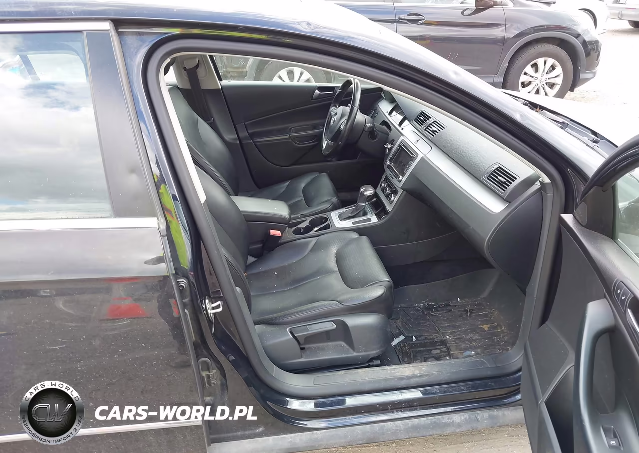 2010 Volkswagen Passat Komfort VIN:WVWJK7AN8AE138567 - 5