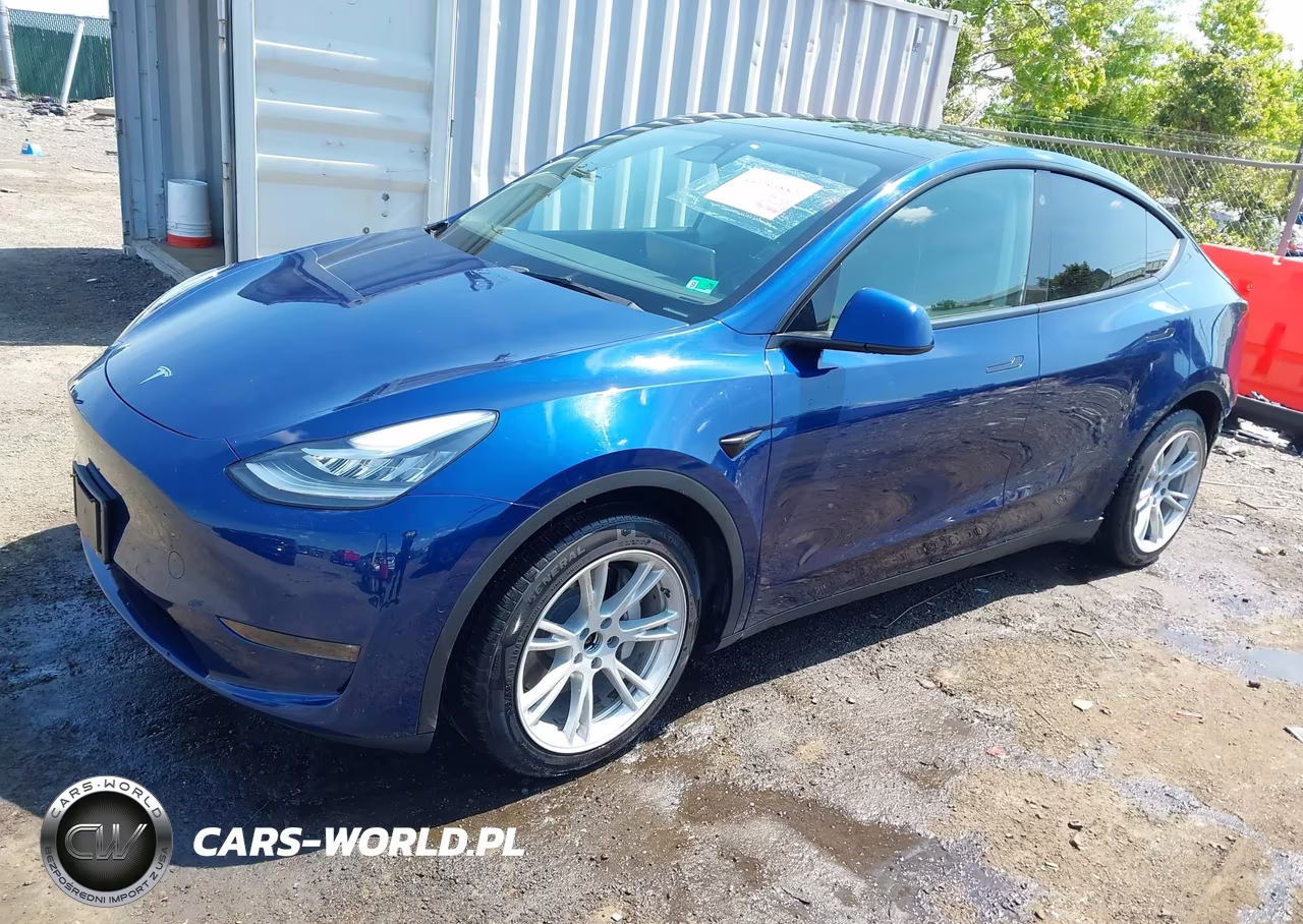 2022 Tesla Model Y Long Range Dual Motor All-Wheel Drive VIN:7SAYGDEE5NA005049 - 2