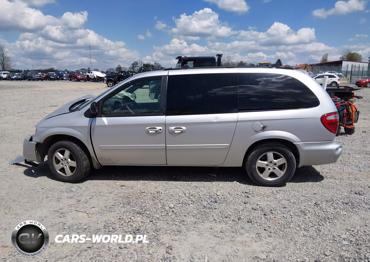 2005 Dodge Grand Caravan Sxt VIN:2D4GP44L15R159549 - 15