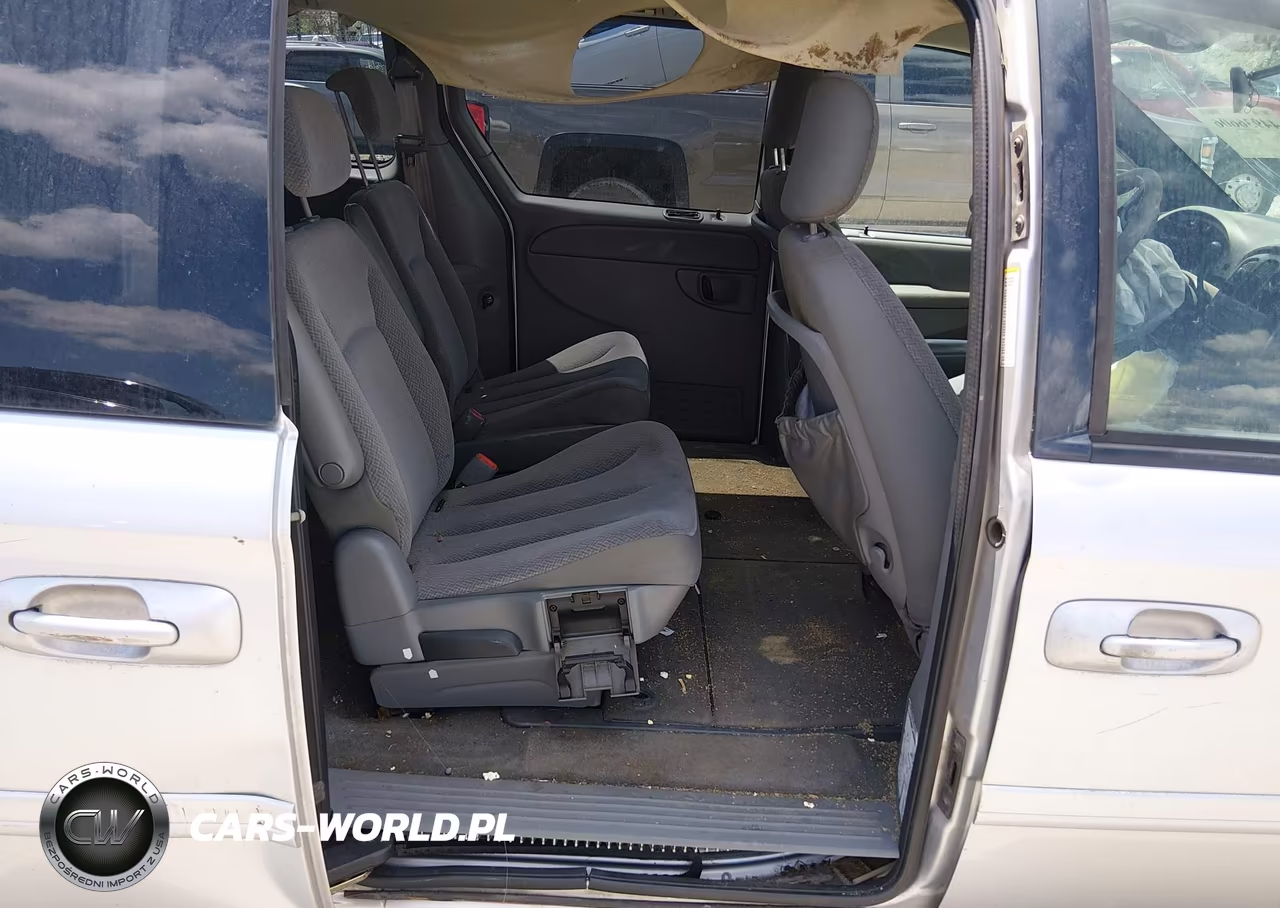 2005 Dodge Grand Caravan Sxt VIN:2D4GP44L15R159549 - 8