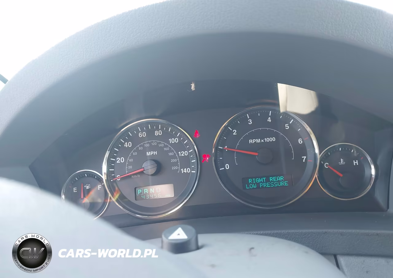 2006 Jeep Grand Cherokee Overland VIN:1J8HR68236C362342 - 7