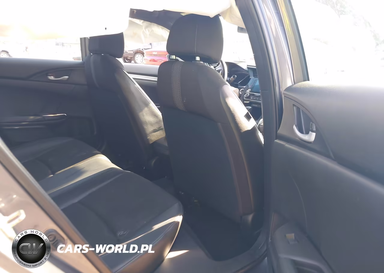 2019 Honda Civic Sport VIN:2HGFC2F84KH524732 - 8