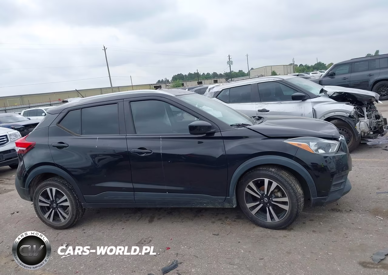 2019 Nissan Kicks Sv VIN:3N1CP5CU3KL537569 - 13