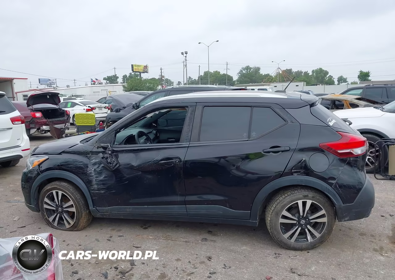 2019 Nissan Kicks Sv VIN:3N1CP5CU3KL537569 - 14