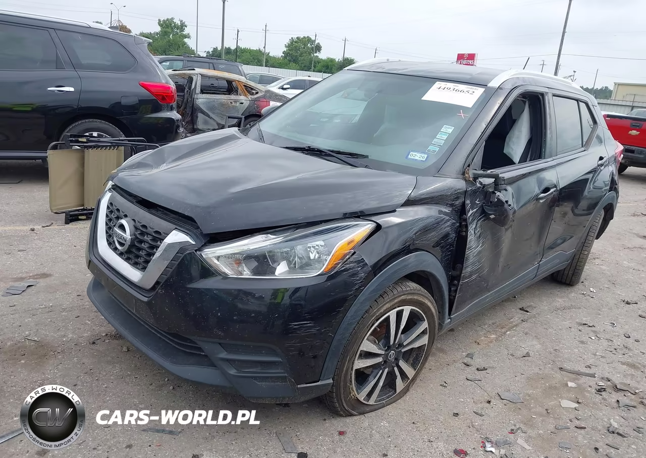 2019 Nissan Kicks Sv VIN:3N1CP5CU3KL537569 - 2