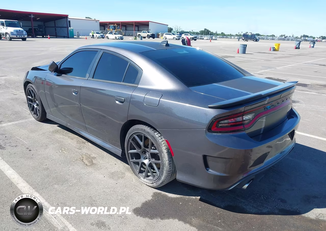 2019 Dodge Charger Scat Pack Rwd VIN:2C3CDXGJ5KH753678 - 3
