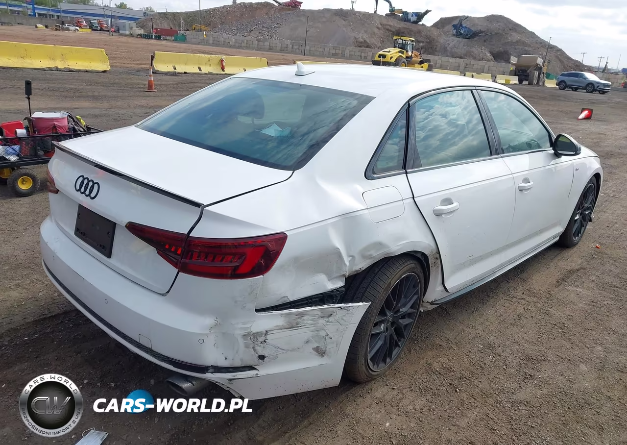 2018 Audi A4 2.0T Premium-2.0T Tech Premium VIN:WAUENAF43JA140964 - 4