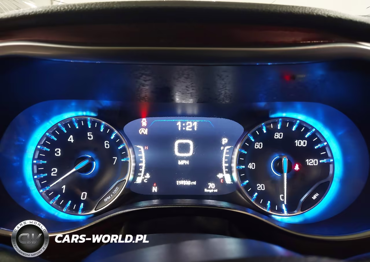 2020 Chrysler Pacifica Limited VIN:2C4RC1GG1LR285891 - 7