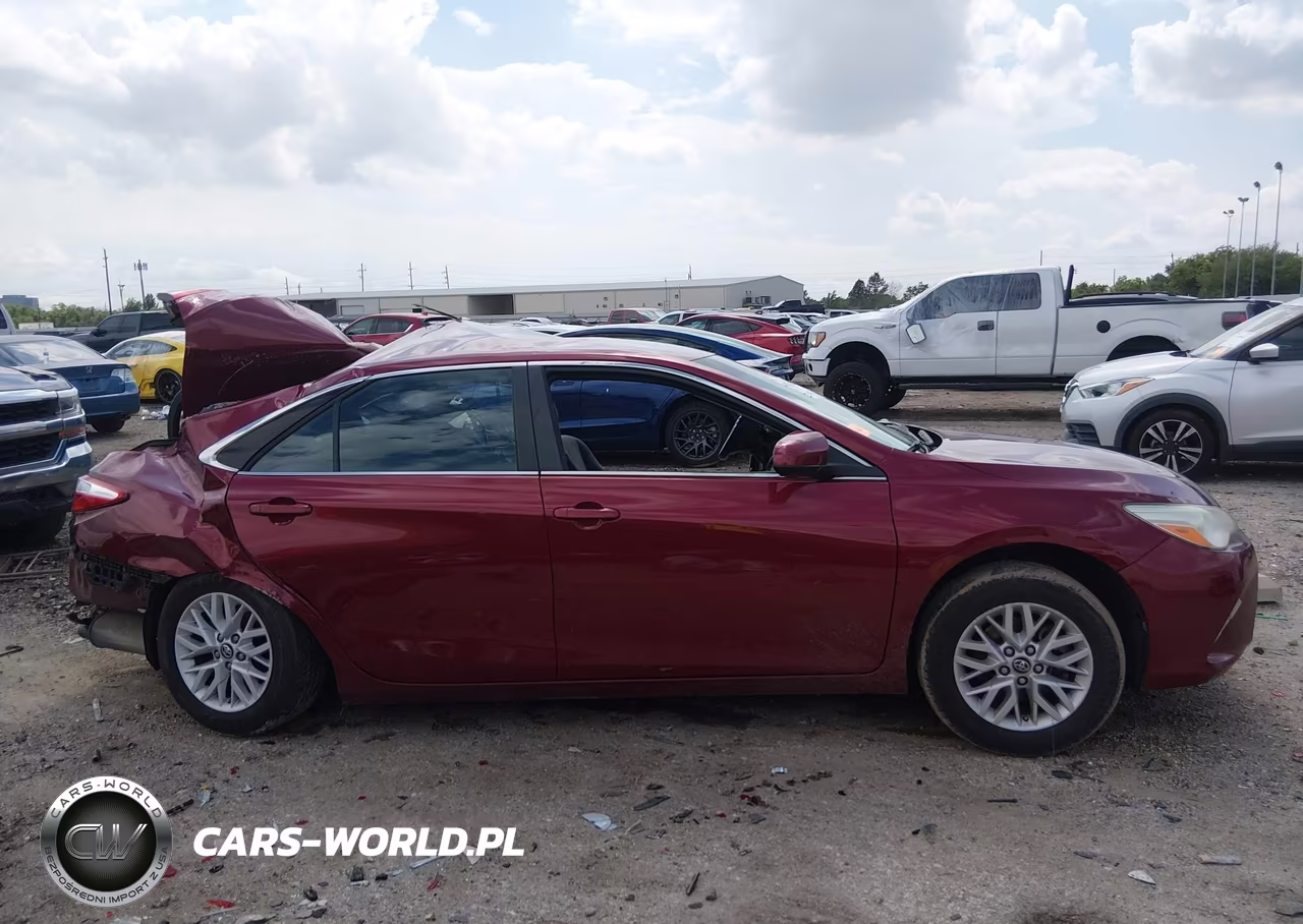 2017 Toyota Camry Le VIN:4T1BF1FK3HU759943 - 13