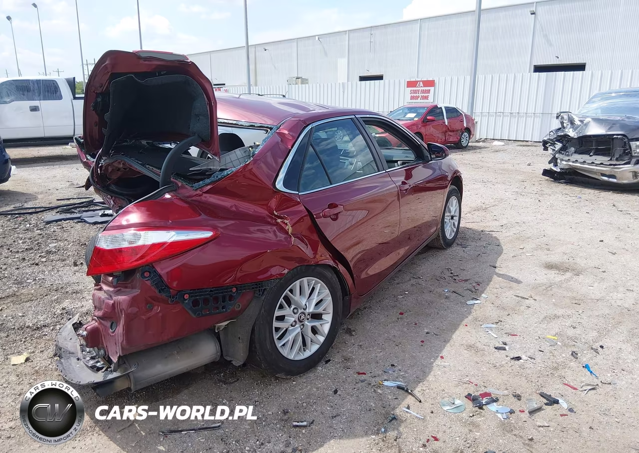 2017 Toyota Camry Le VIN:4T1BF1FK3HU759943 - 4