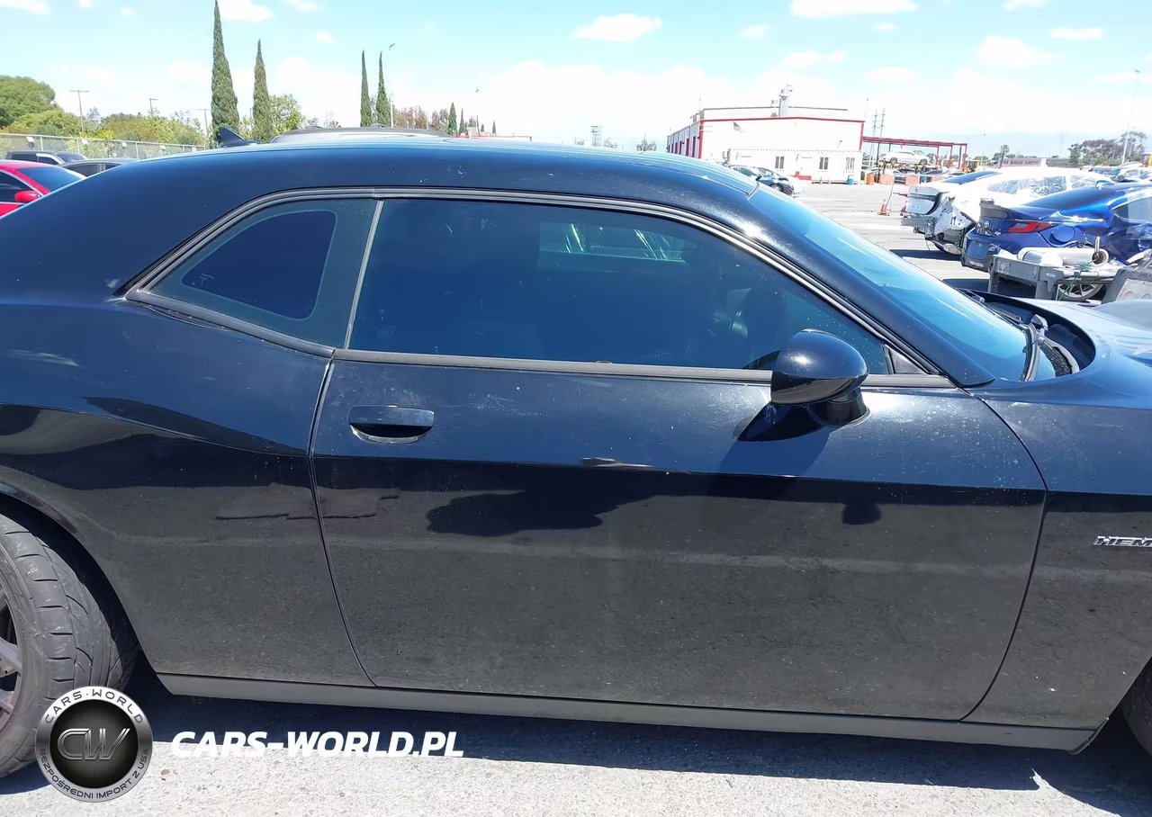 2016 Dodge Challenger R-T Shaker VIN:2C3CDZBT9GH164905 - 13
