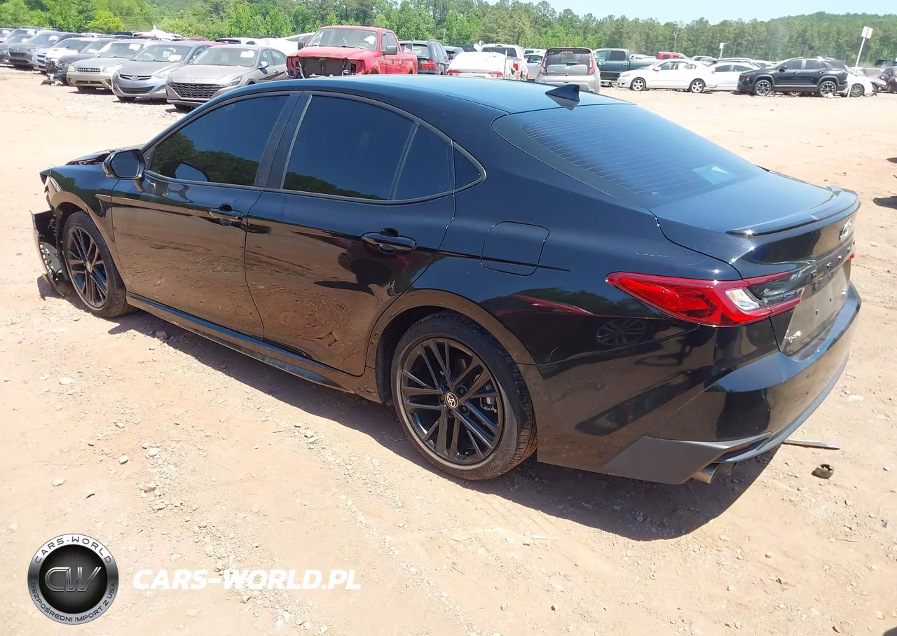 2025 Toyota Camry Se VIN:4T1DAACKXSU061185 - 3