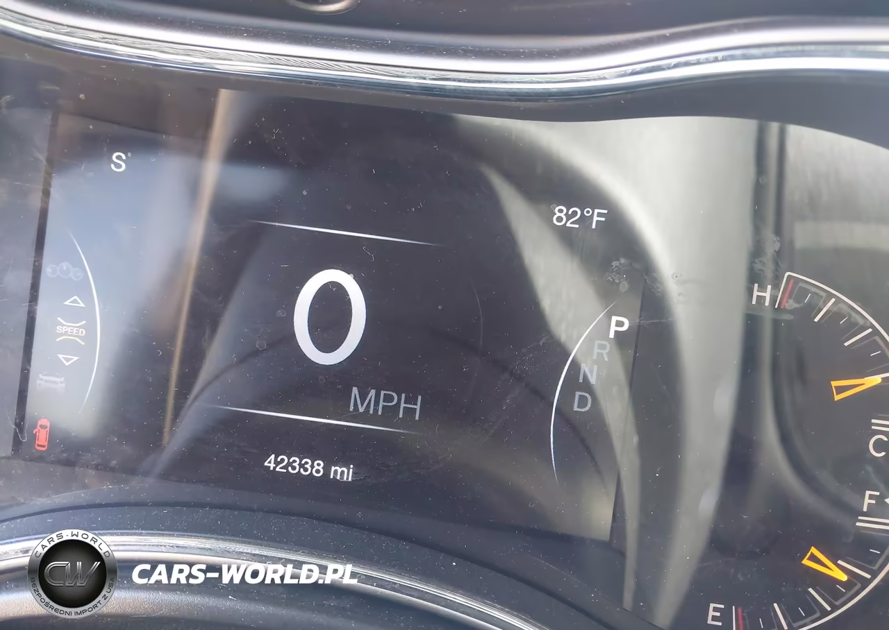 2020 Jeep Grand Cherokee Altitude VIN:1C4RJFAG6LC427186 - 7