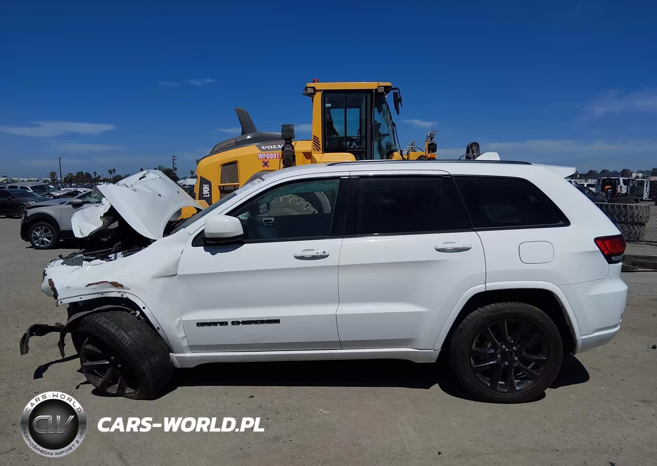 2019 Jeep Grand Cherokee Altitude 4X2 VIN:1C4RJEAGXKC574796 - 15