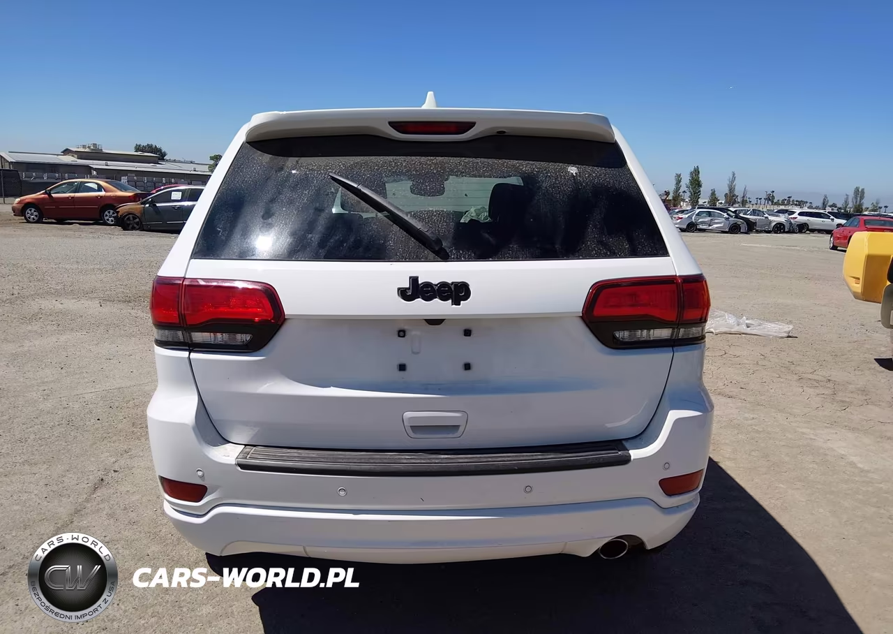 2019 Jeep Grand Cherokee Altitude 4X2 VIN:1C4RJEAGXKC574796 - 17