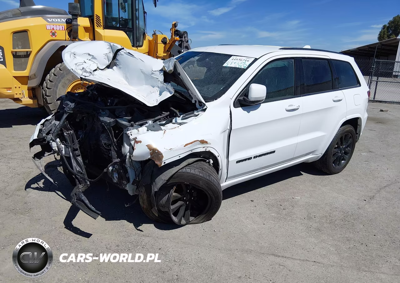 2019 Jeep Grand Cherokee Altitude 4X2 VIN:1C4RJEAGXKC574796 - 2
