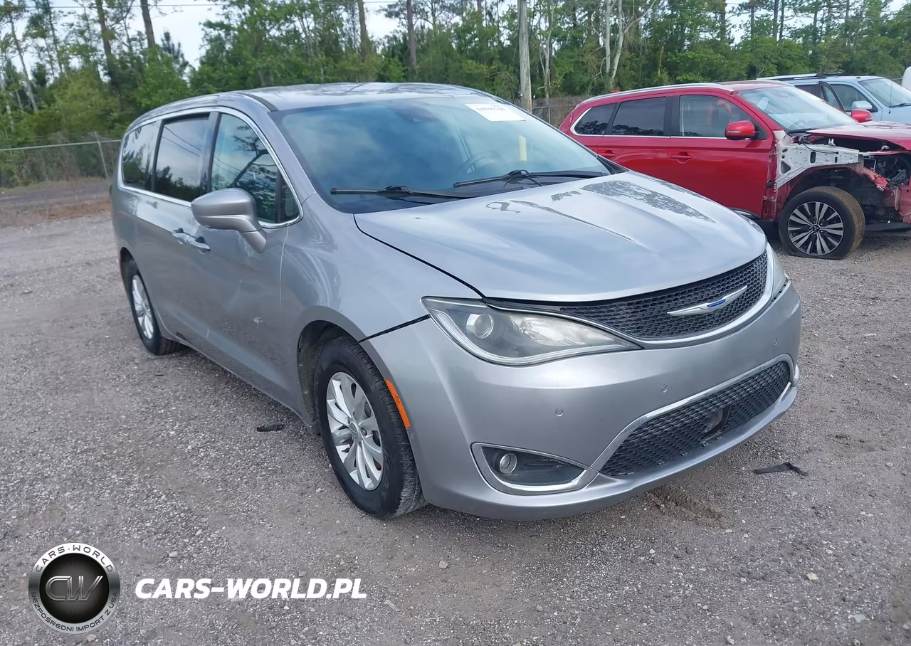 2019 Chrysler Pacifica Touring Plus