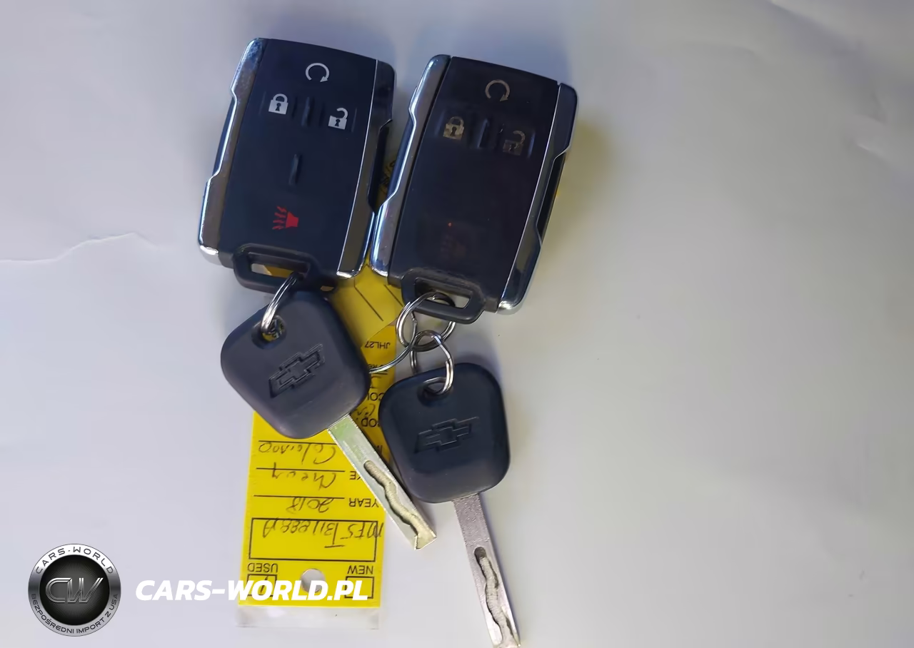 2018 Chevrolet Colorado Z71 VIN:1GCGTDEN4J1117772 - 11