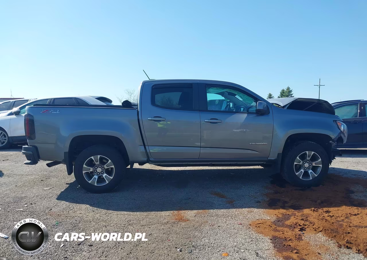 2018 Chevrolet Colorado Z71 VIN:1GCGTDEN4J1117772 - 13