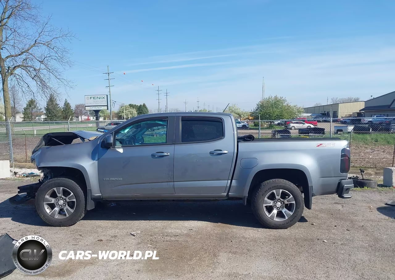 2018 Chevrolet Colorado Z71 VIN:1GCGTDEN4J1117772 - 14