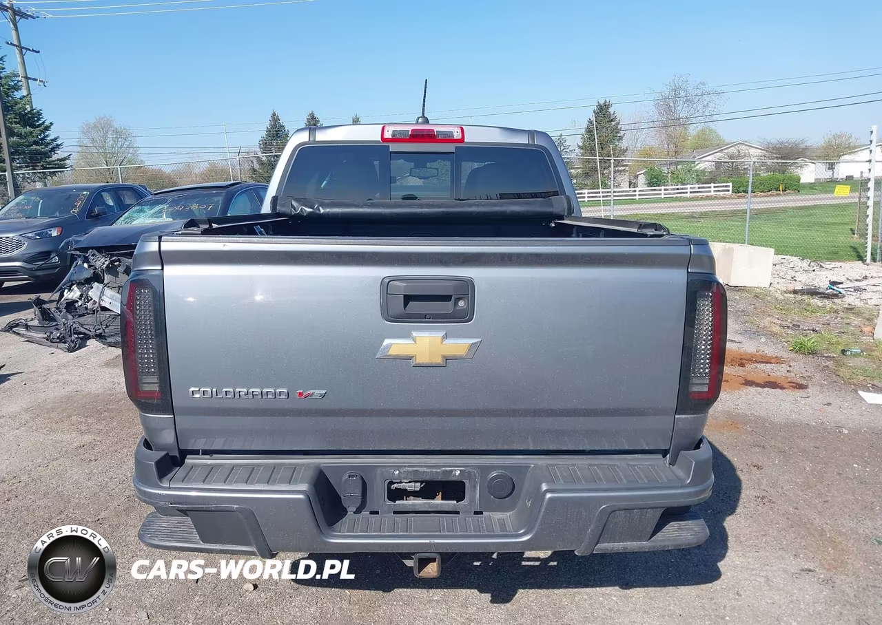 2018 Chevrolet Colorado Z71 VIN:1GCGTDEN4J1117772 - 16