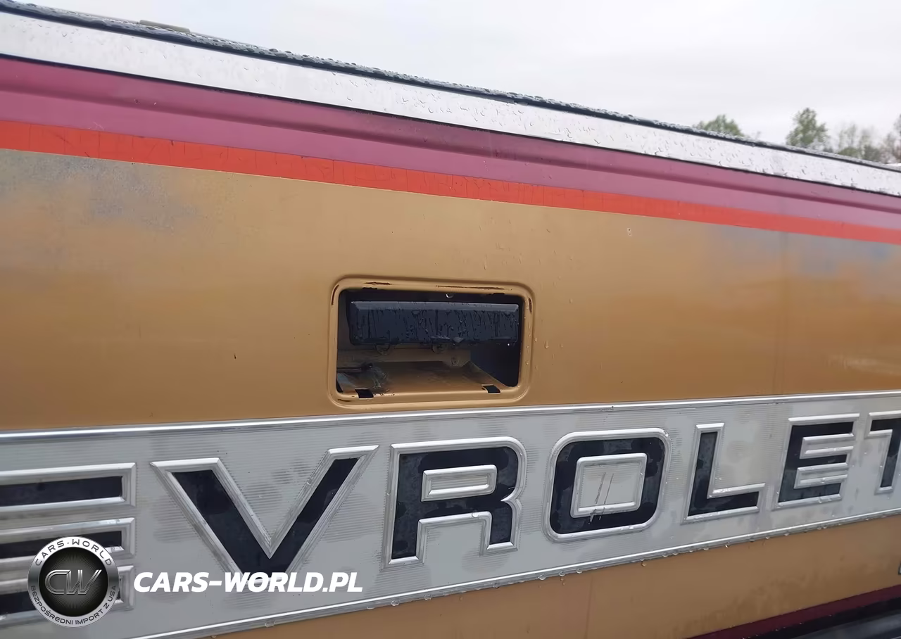 1989 Chevrolet Gmt-400 C1500 VIN:1GCDC14K8KZ115891 - 18